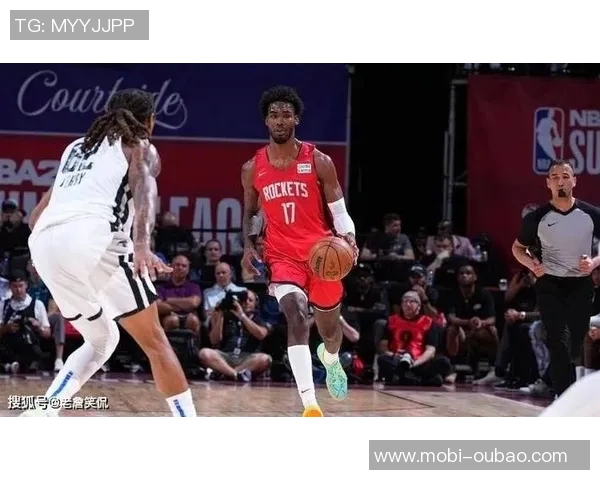 伊森复出后展现奇兵本色攻防两端助火箭重回胜利轨道